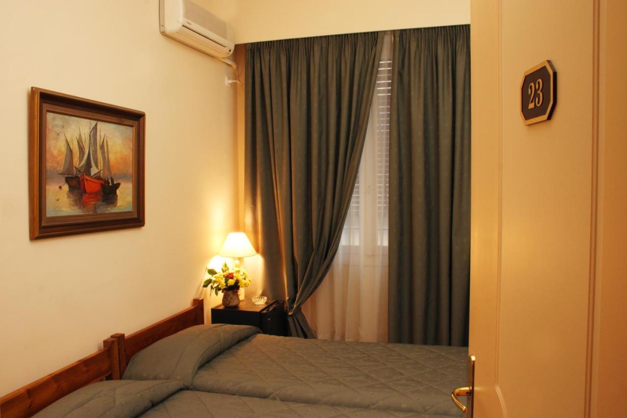 Art Gallery Hotel Атина Екстериор снимка